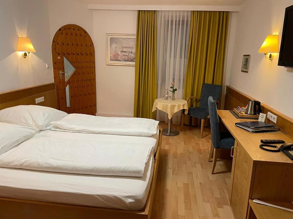 Hotel Wuerttemberger Hof Garni Rottenburg am Neckar Ngoại thất bức ảnh